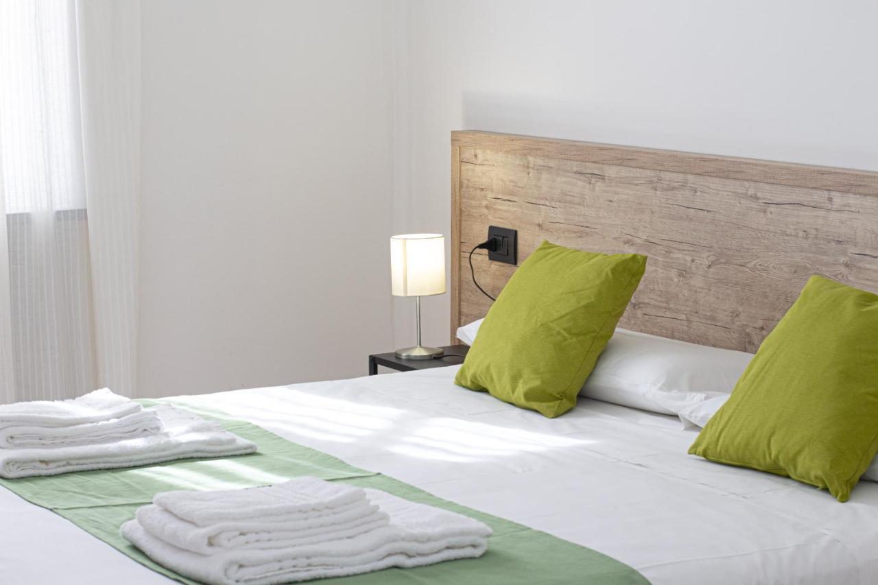Hotel Tornielli 9 By Lvg Hotel Collection Novara Exterior foto
