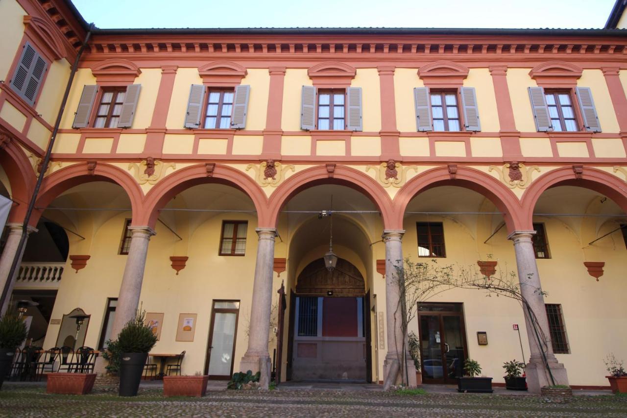 Hotel Tornielli 9 By Lvg Hotel Collection Novara Exterior foto