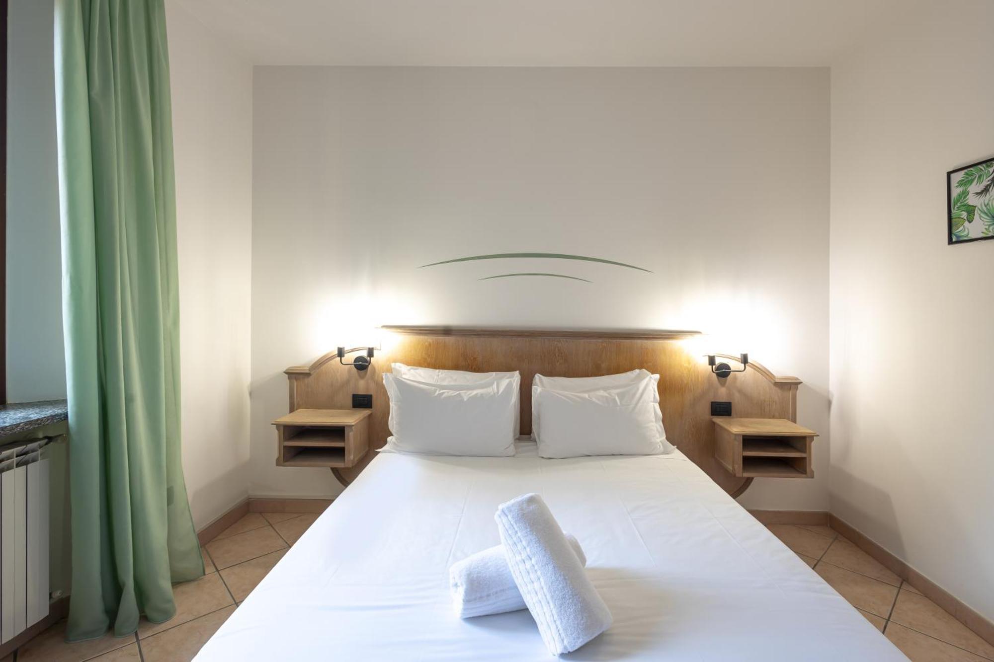 Hotel Tornielli 9 By Lvg Hotel Collection Novara Exterior foto
