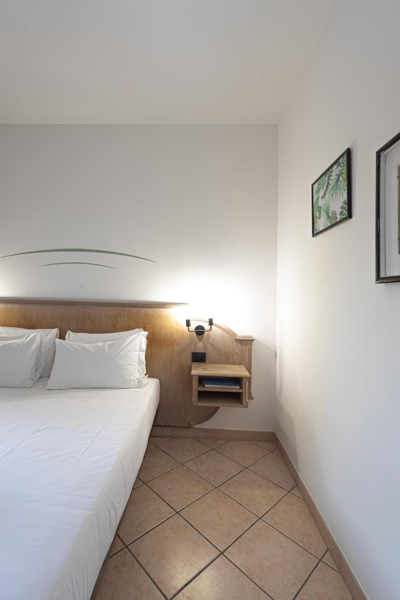 Hotel Tornielli 9 By Lvg Hotel Collection Novara Exterior foto